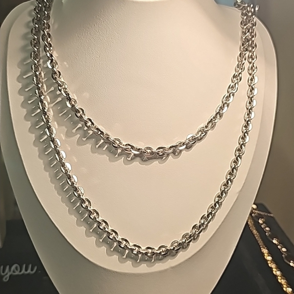 VTG Trifari Crown 54" Link Necklace
